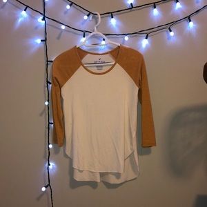 American Eagle a plush baseball tee